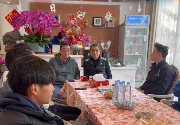  徐根寶寄語申花球員：世界杯出線才是硬道理，要為國家隊(duì)爭取榮譽(yù)